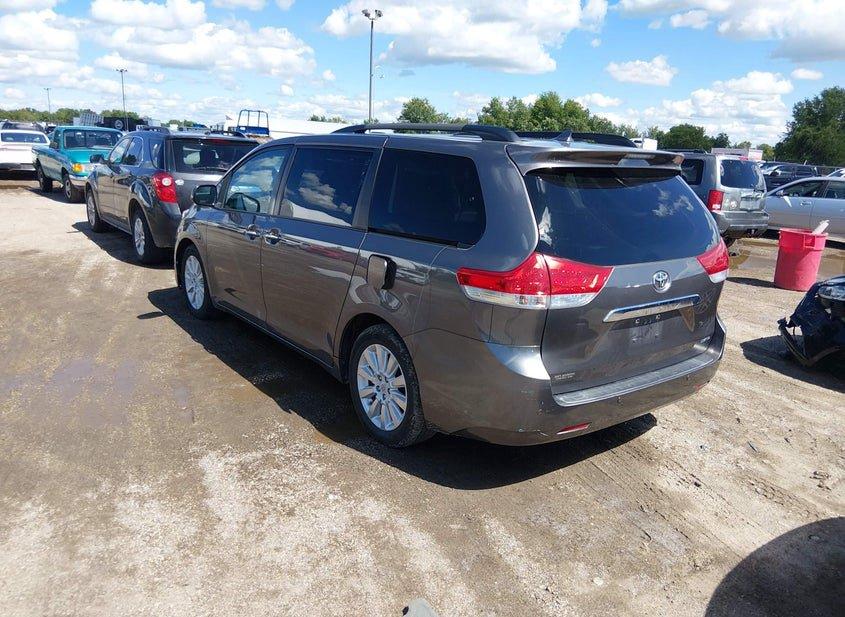 Toyota Sienna