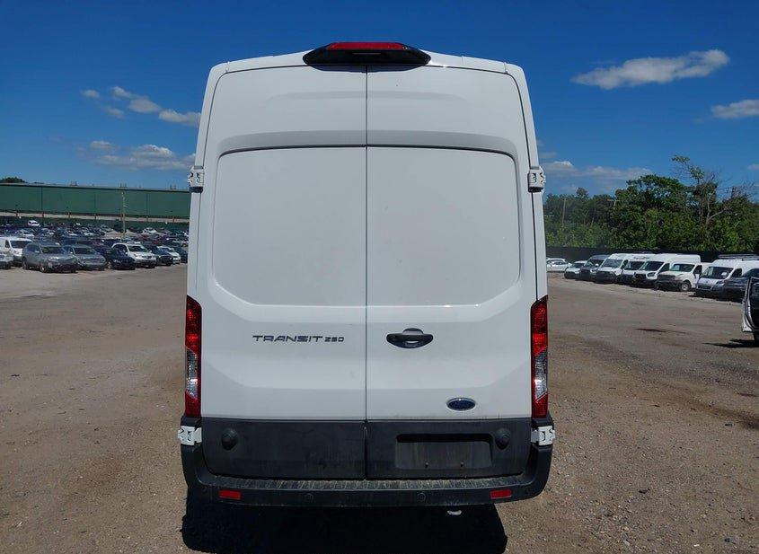 Ford Transit-250 Cargo Van