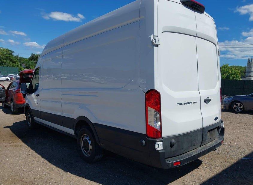 Ford Transit-250 Cargo Van