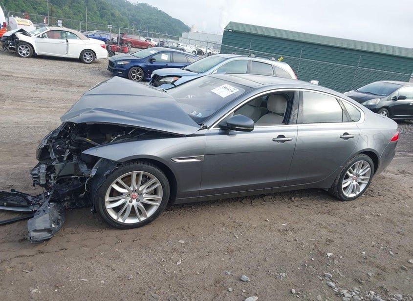Jaguar Xf