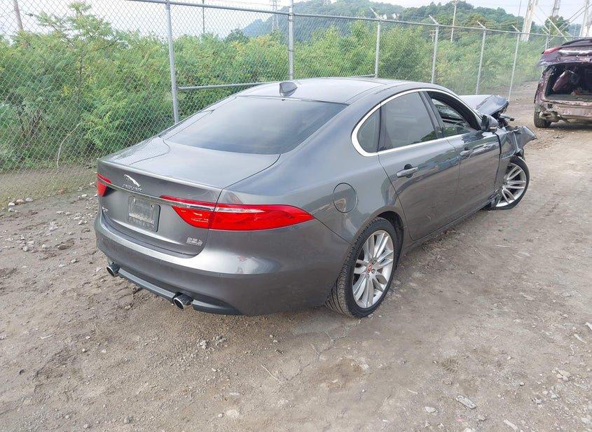 Jaguar Xf