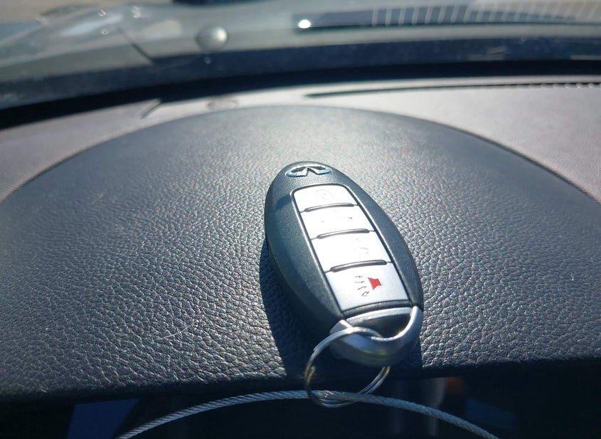 Infiniti G37