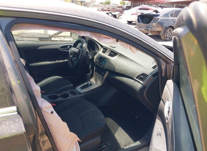 Nissan Sentra