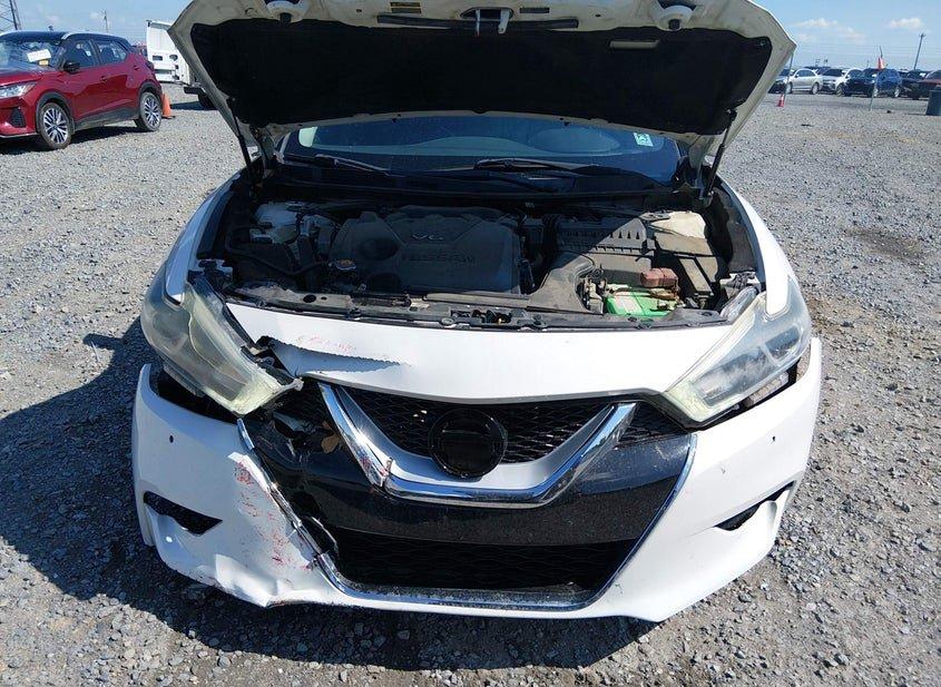 Nissan Maxima