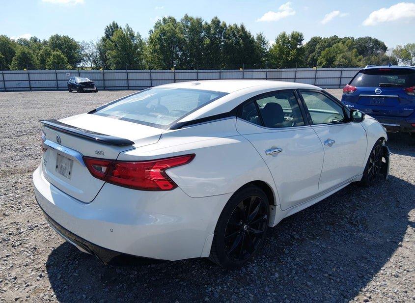 Nissan Maxima