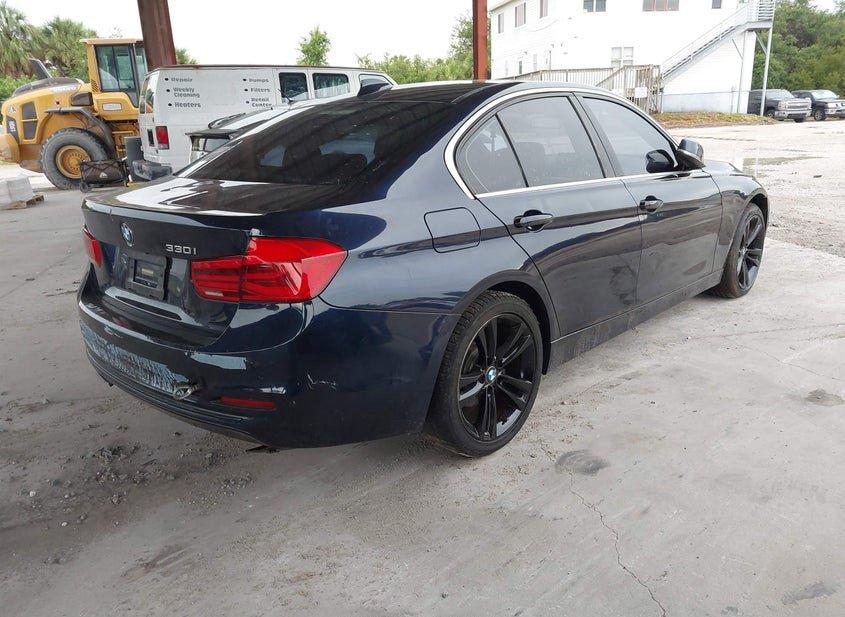 BMW 330I