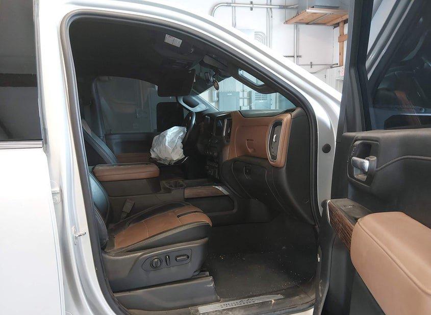 Chevrolet Silverado 3500Hd