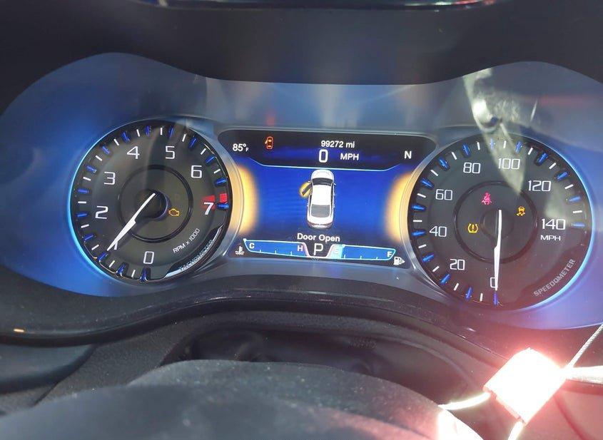 Chrysler 200