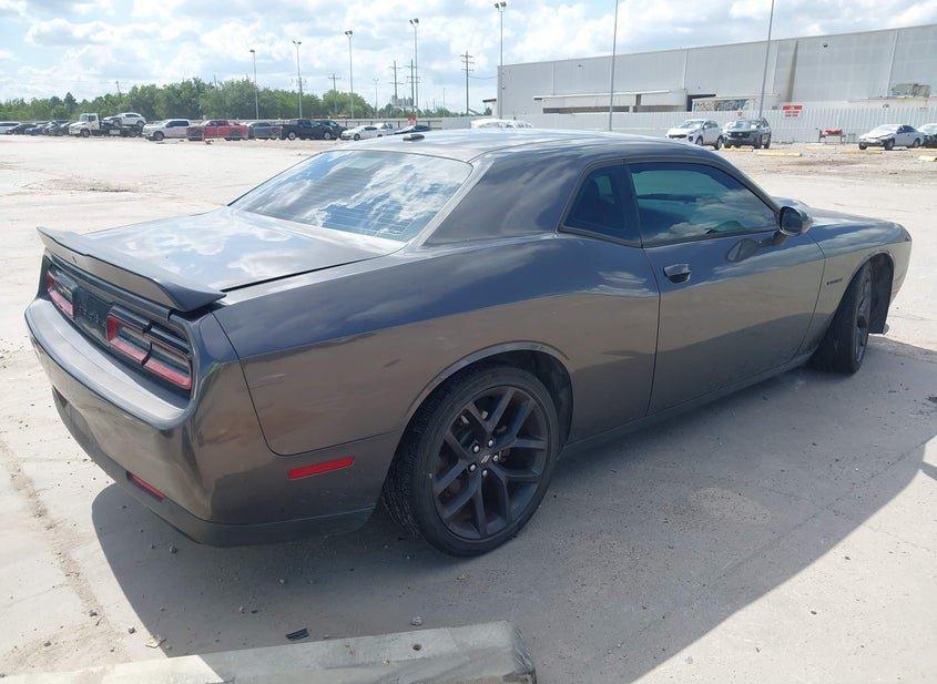 Dodge Challenger