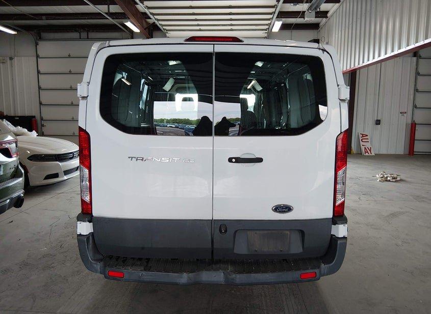 Ford Transit-150