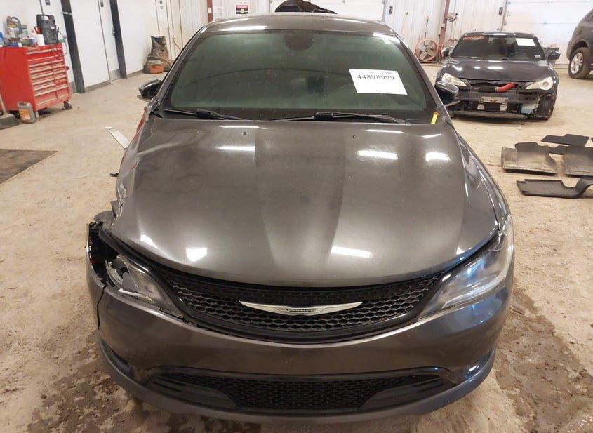 Chrysler 200