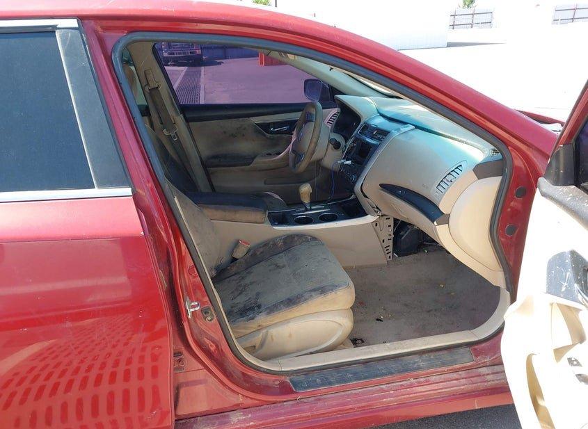 Nissan Altima