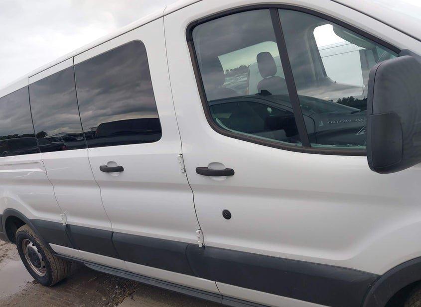 Ford Transit-350