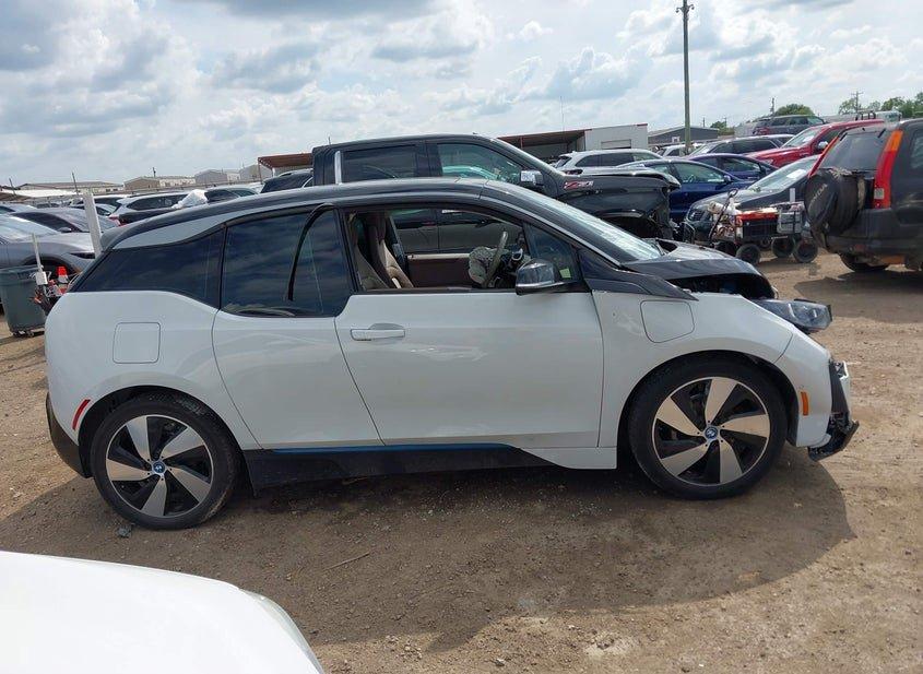 BMW I3
