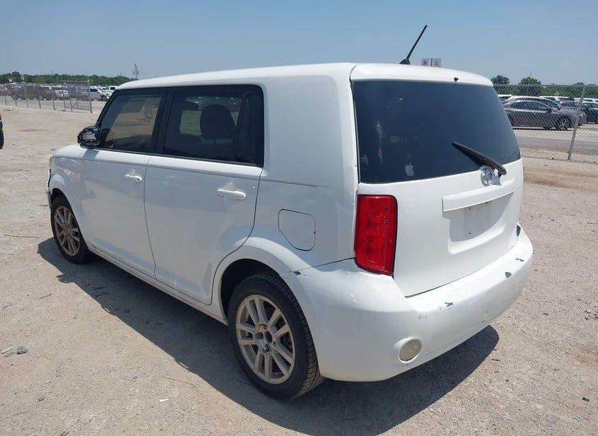 Scion Xb