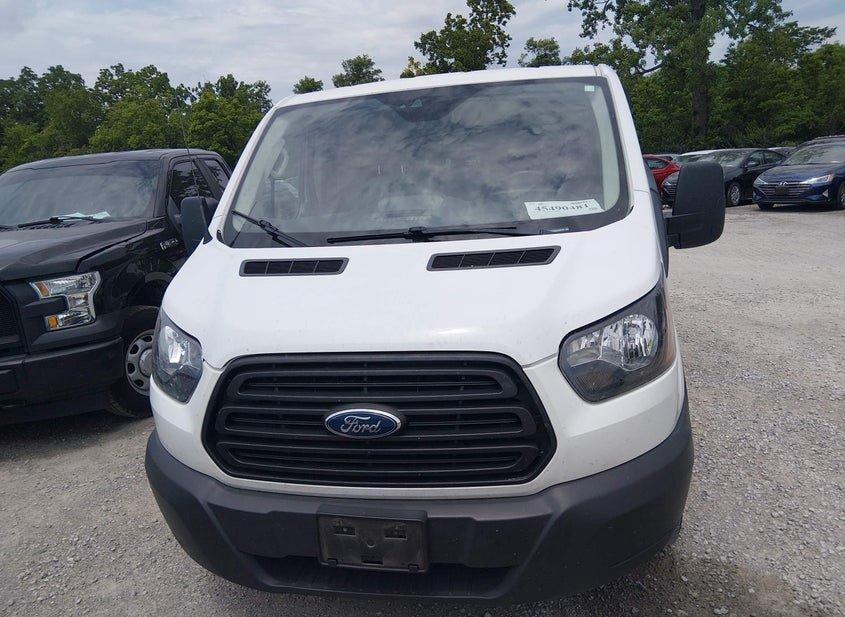 Ford Transit-150