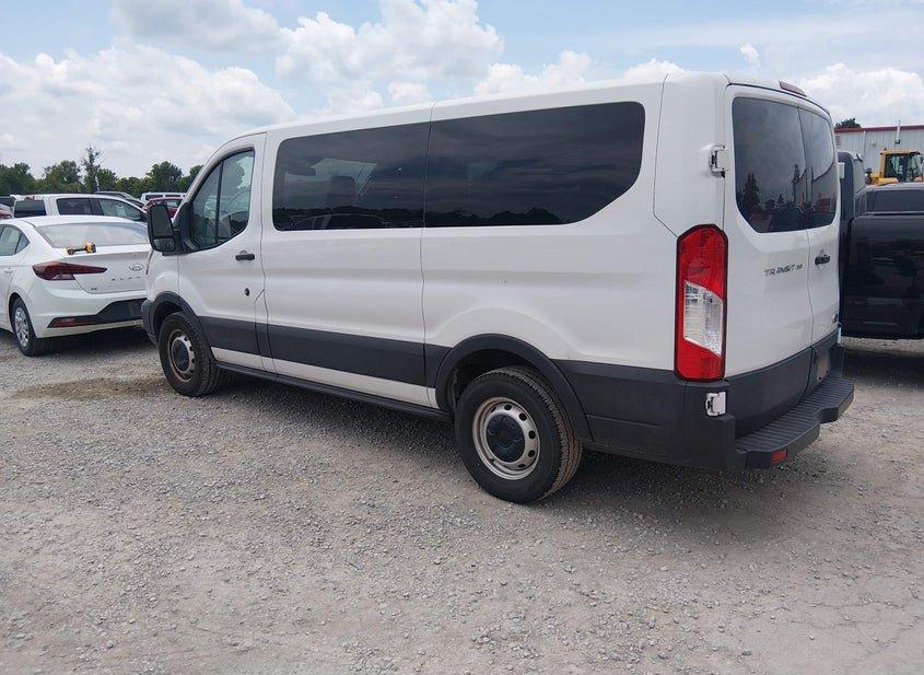 Ford Transit-150