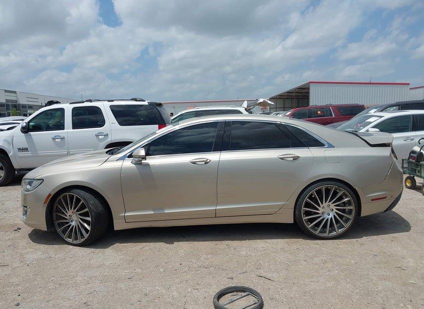Lincoln Mkz