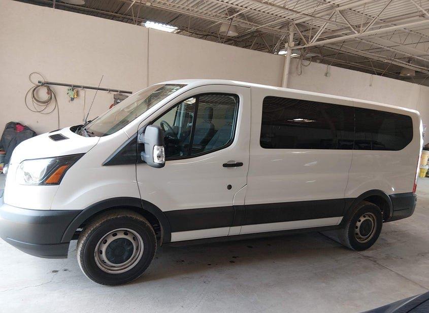 Ford Transit-150