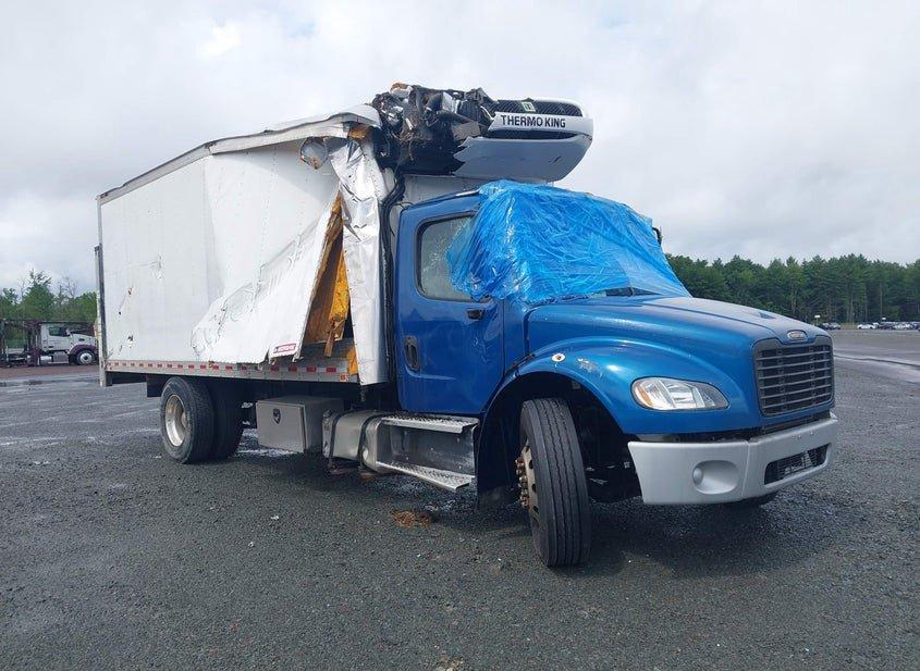 Freightliner M2 106