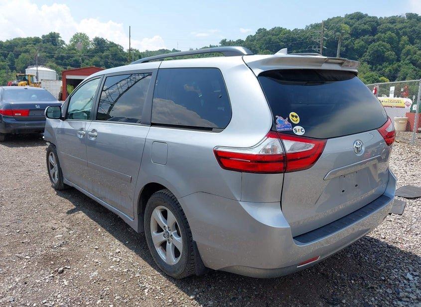 Toyota Sienna