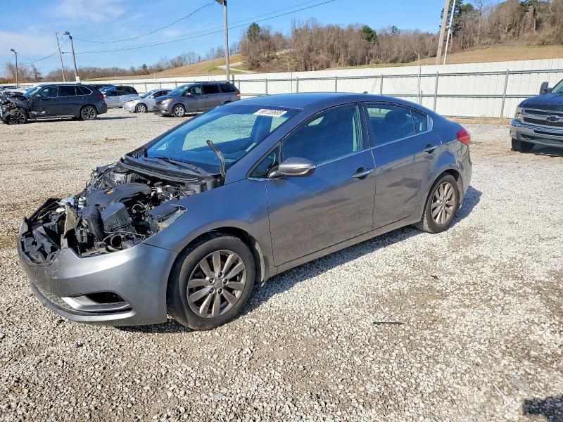 2015 Kia Forte — фото 1