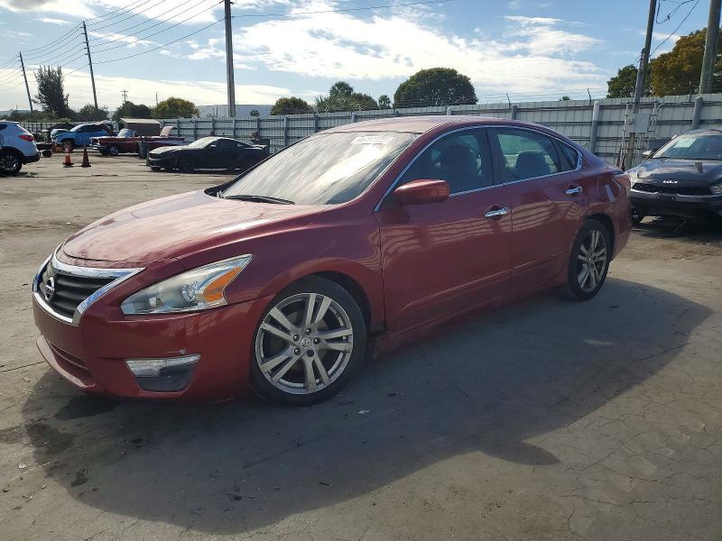 2015 Nissan Altima — фото 1