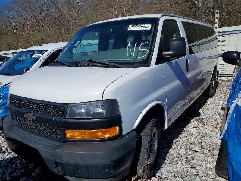 2019 Chevrolet Express G3500 — фото 1