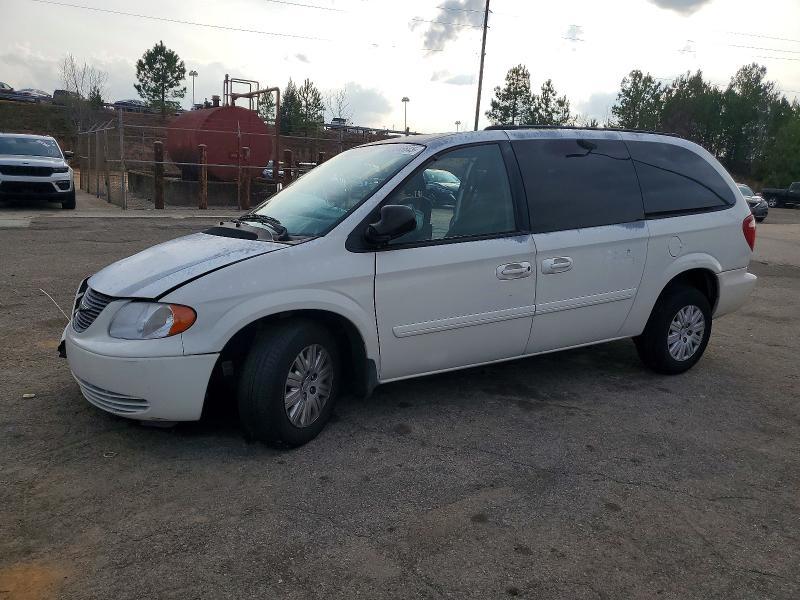 2004 Chrysler Town Country — фото 1