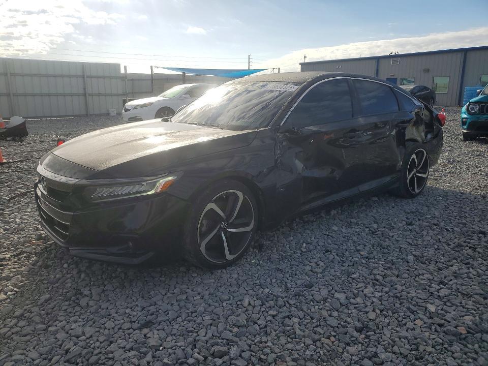 2021 Honda Accord — фото 1