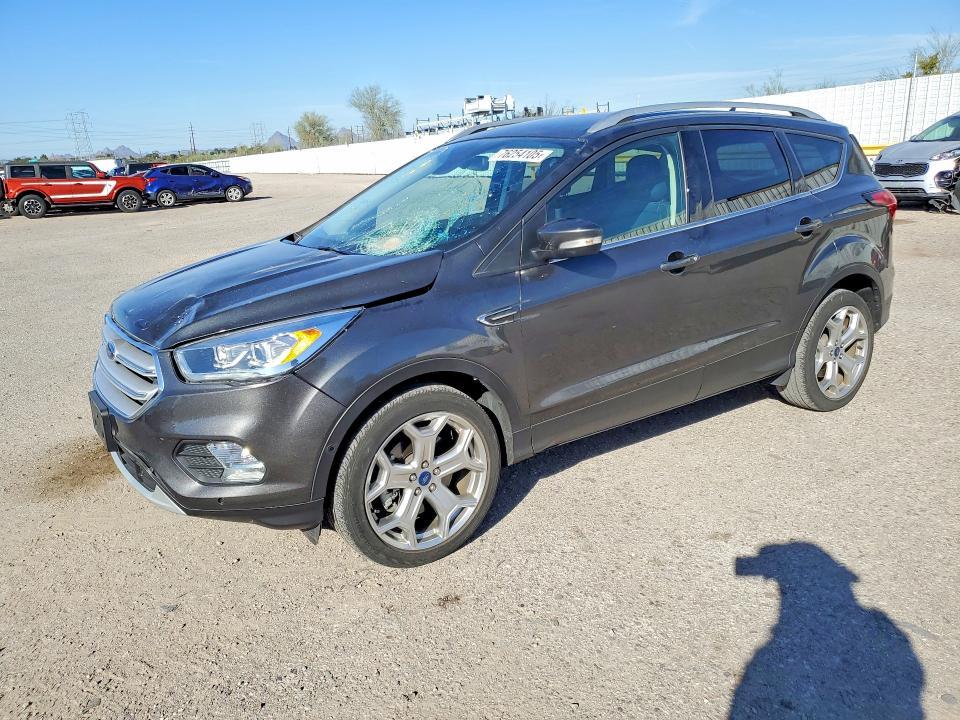 2019 Ford Escape — фото 1