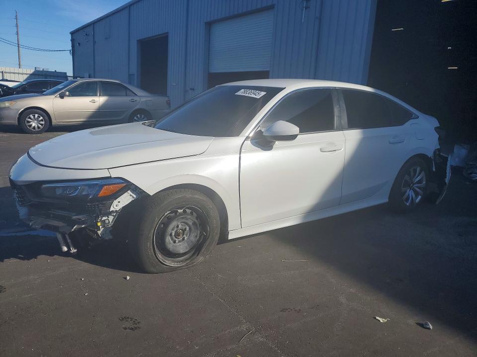 2025 Honda Civic — фото 1