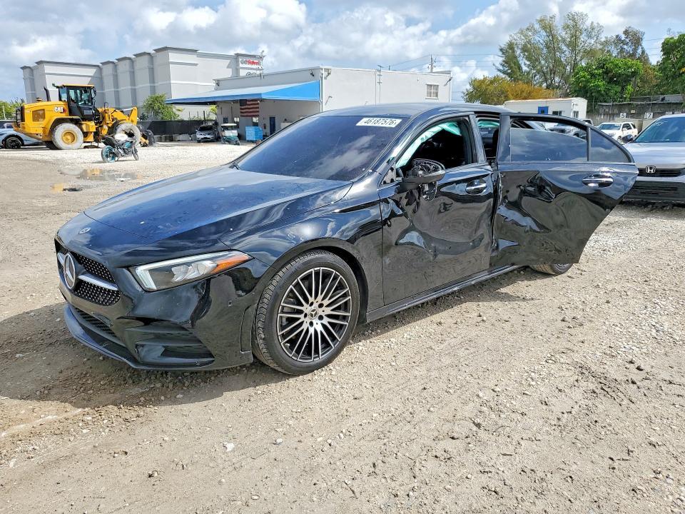 Mercedes-Benz A