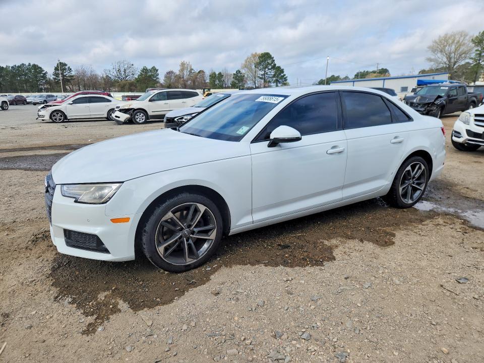 2019 Audi A4 — фото 1