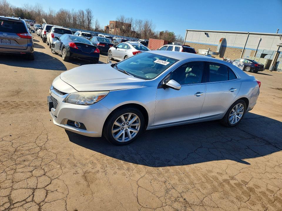 2015 Chevrolet Malibu — фото 1