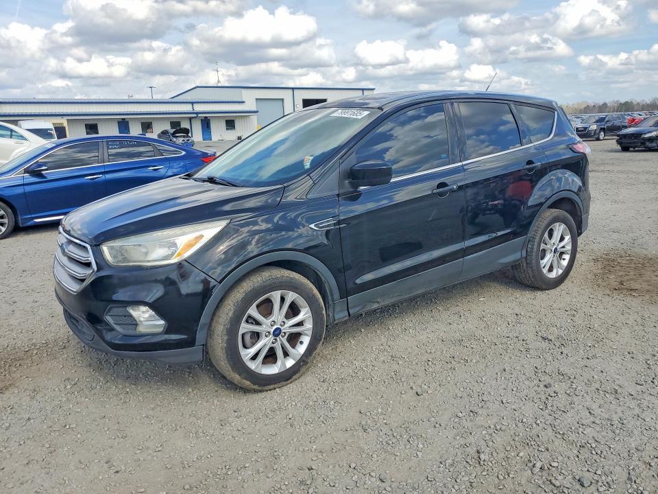 2017 Ford Escape — фото 1