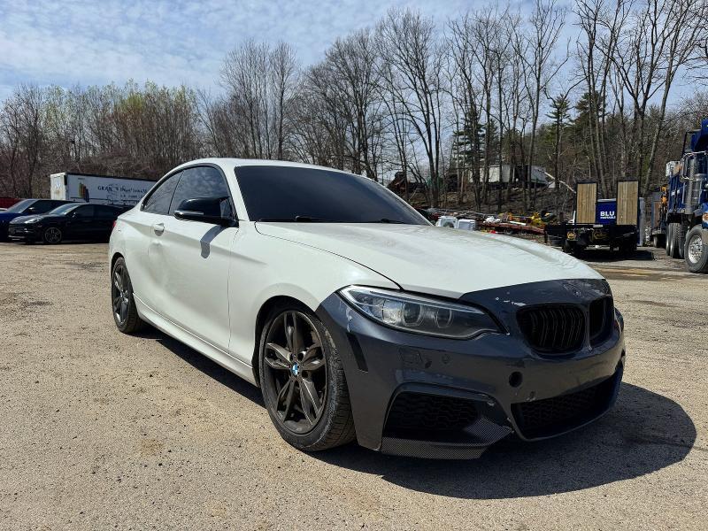 2016 BMW M235Xi — фото 1