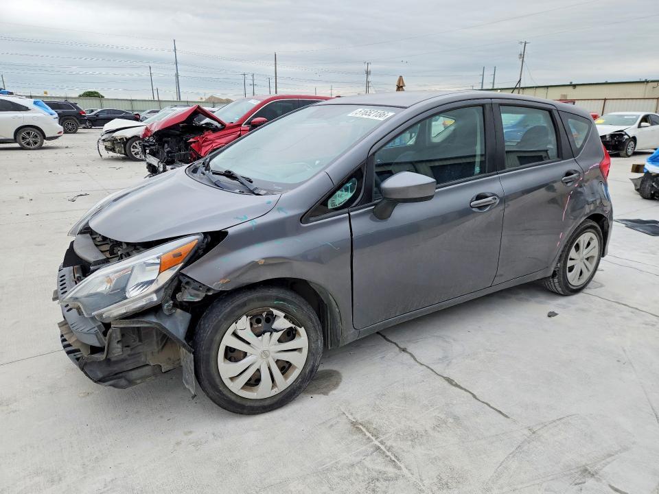 2017 Nissan Versa Note — фото 1