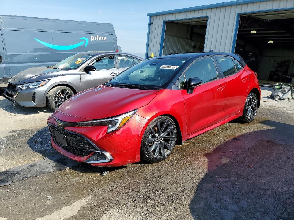 2024 Toyota Corolla Hatchback — фото 1