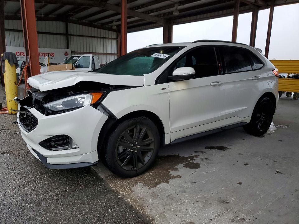 2020 Ford Edge — фото 1