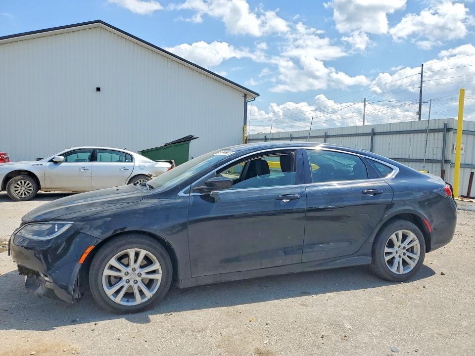 2015 Chrysler 200 — фото 1