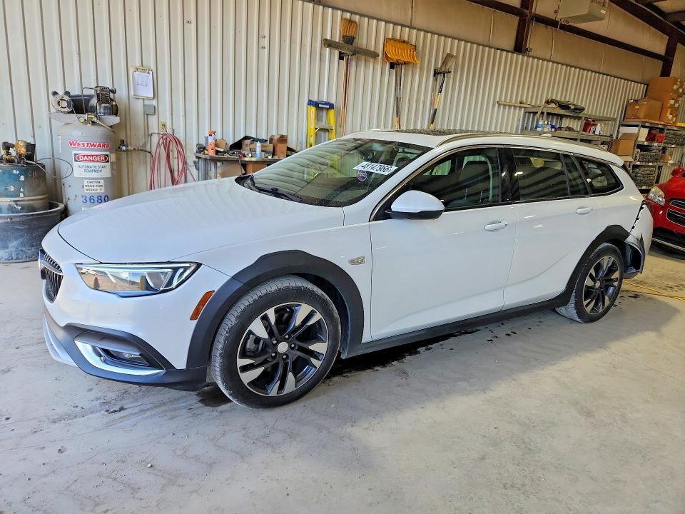 Buick Regal Tourx