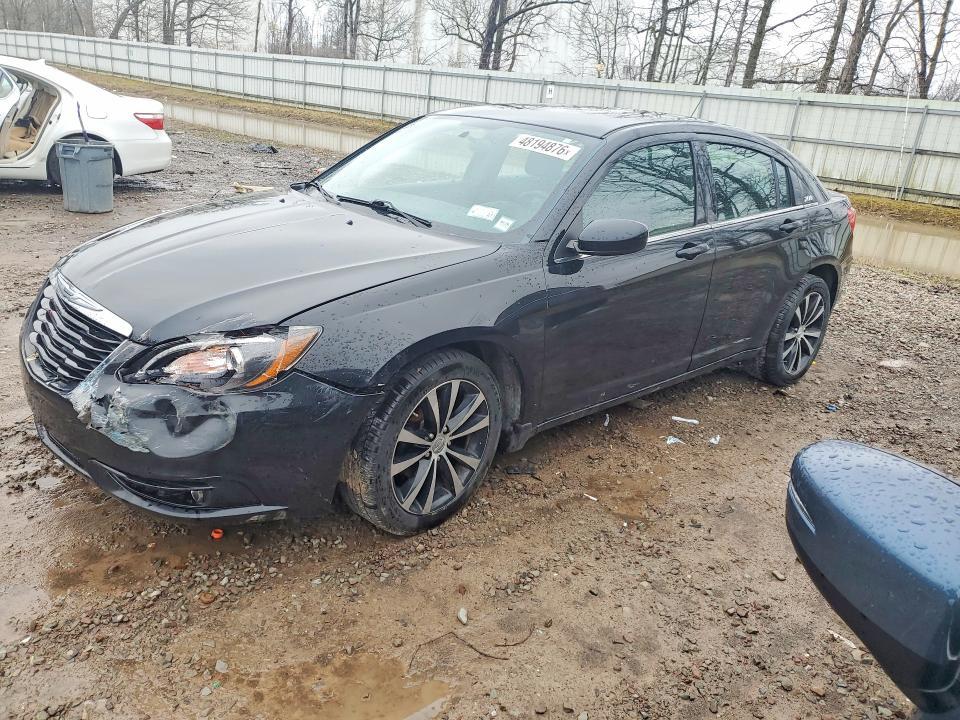 Chrysler 200