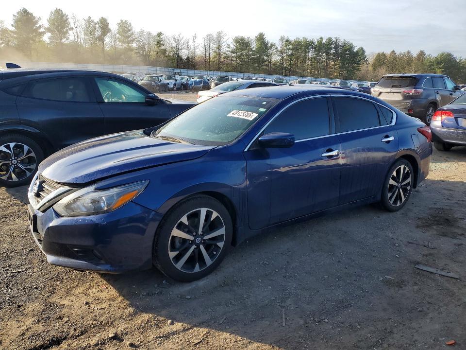 2018 Nissan Altima — фото 1