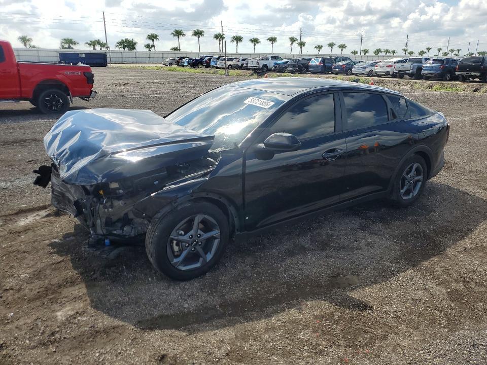Kia K4