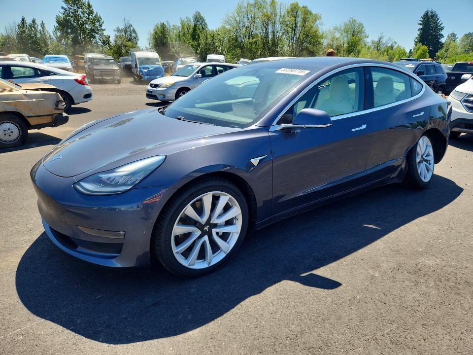 2020 Tesla Model 3 — фото 1
