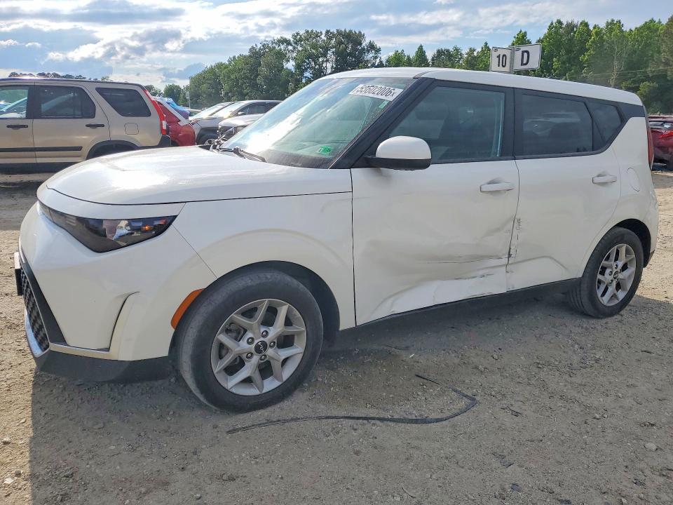 2023 Kia Soul — фото 1