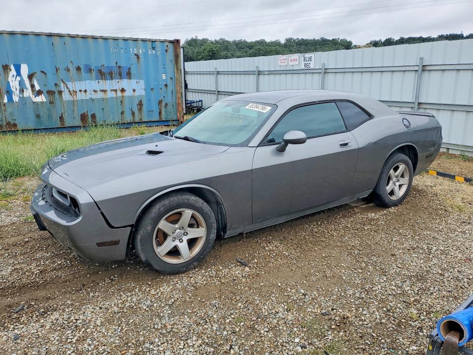 2010 Dodge Challenger — фото 1
