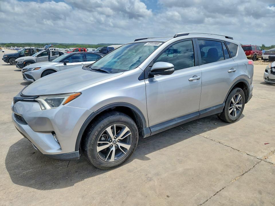 2017 Toyota Rav4 — фото 1