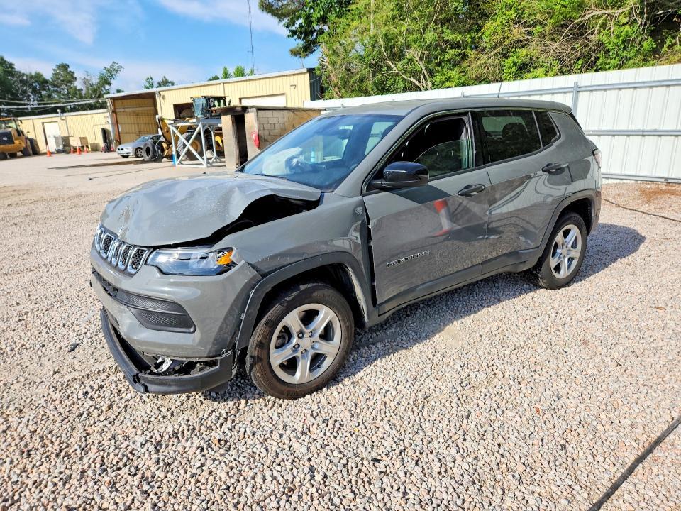 2023 Jeep Compass — фото 1